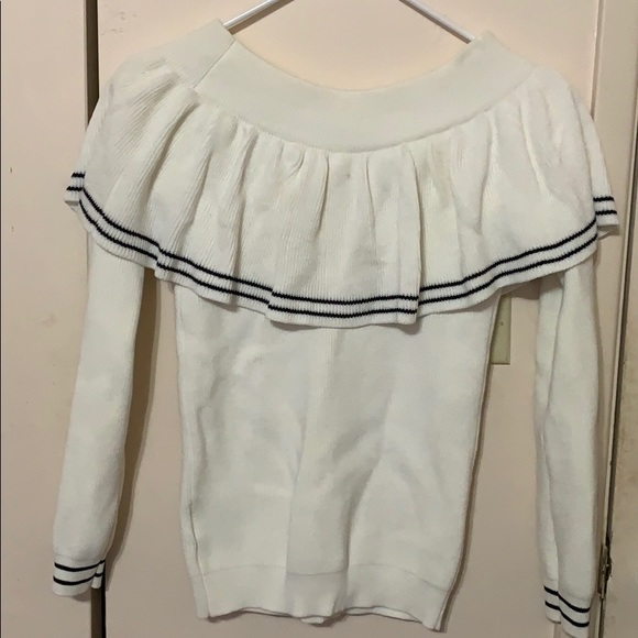 White Off The Shoulder Ruffle Sweater size S - Picture 4 of 4